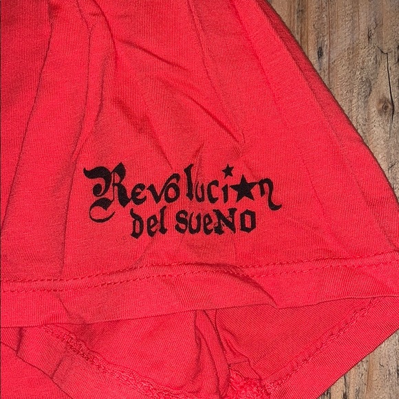 Revolución del Sueno tee, red, size XL - Picture 4 of 5